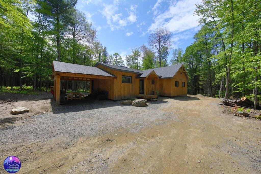 Chalet Deschamps- SPA- Chien accepté- Nature- Estrie Mansonville Exterior foto