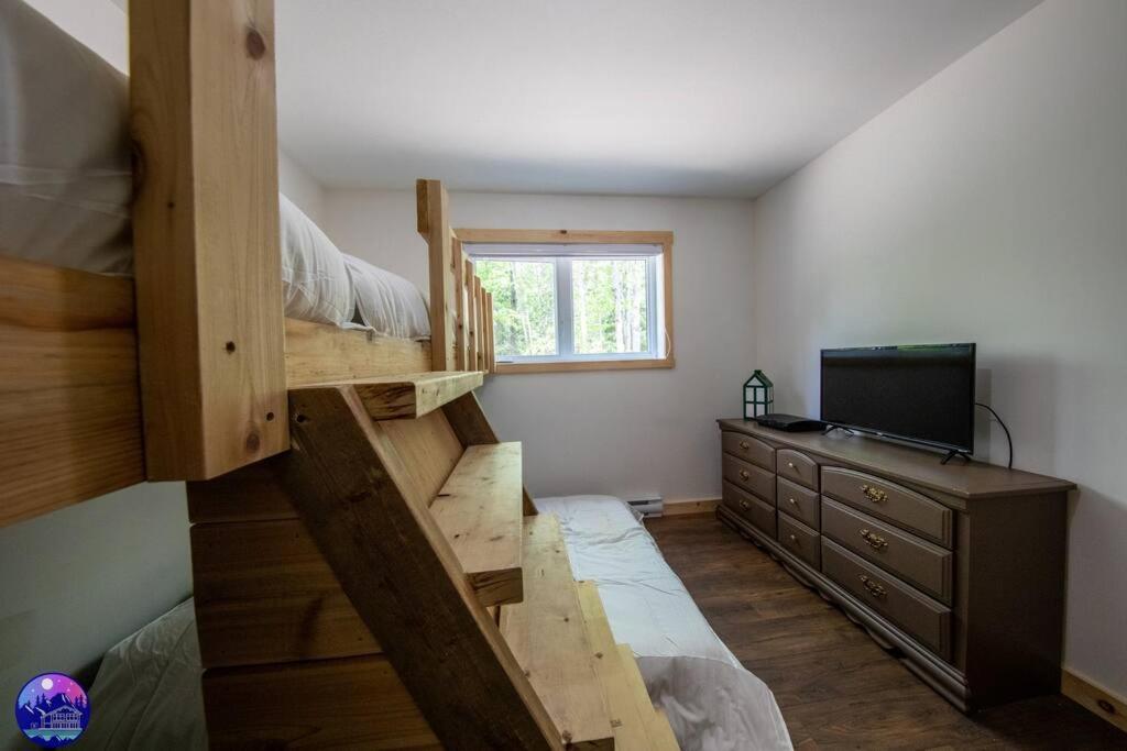 Chalet Deschamps- SPA- Chien accepté- Nature- Estrie Mansonville Exterior foto